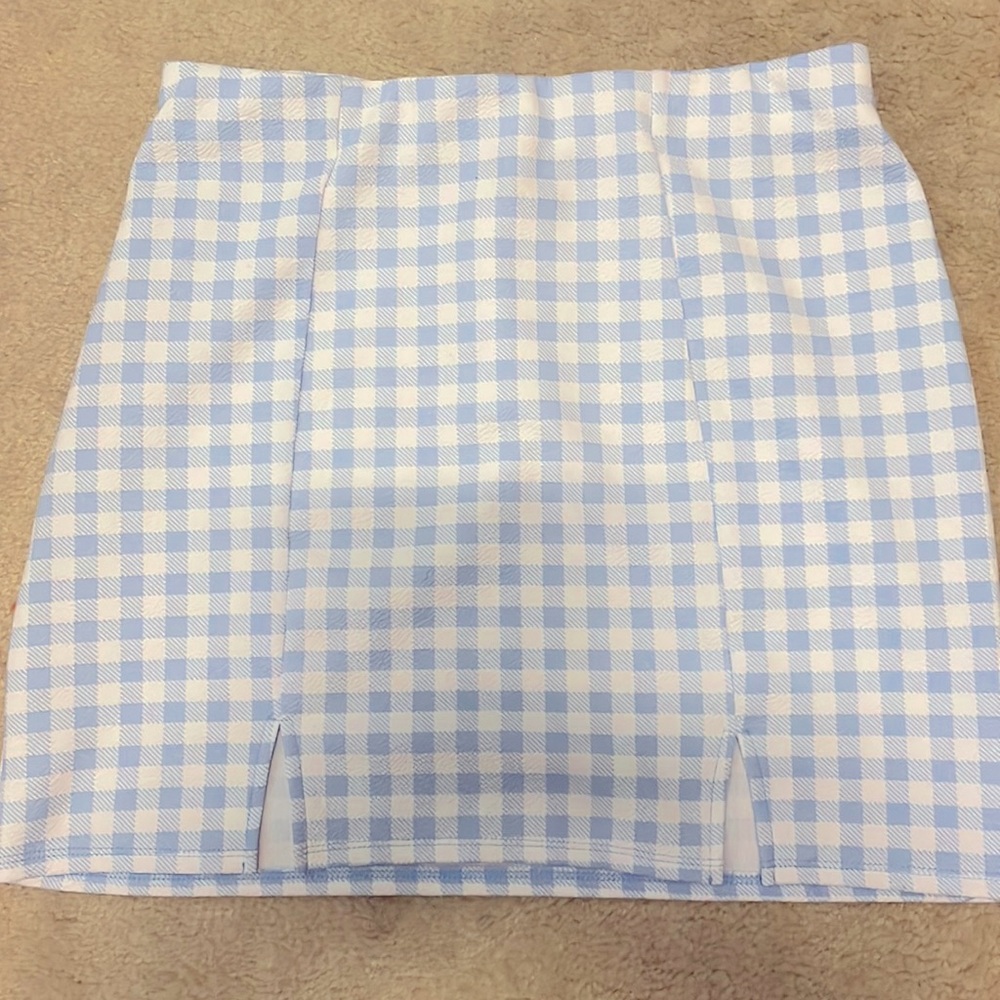 Blue checkered mini skirt. Size L